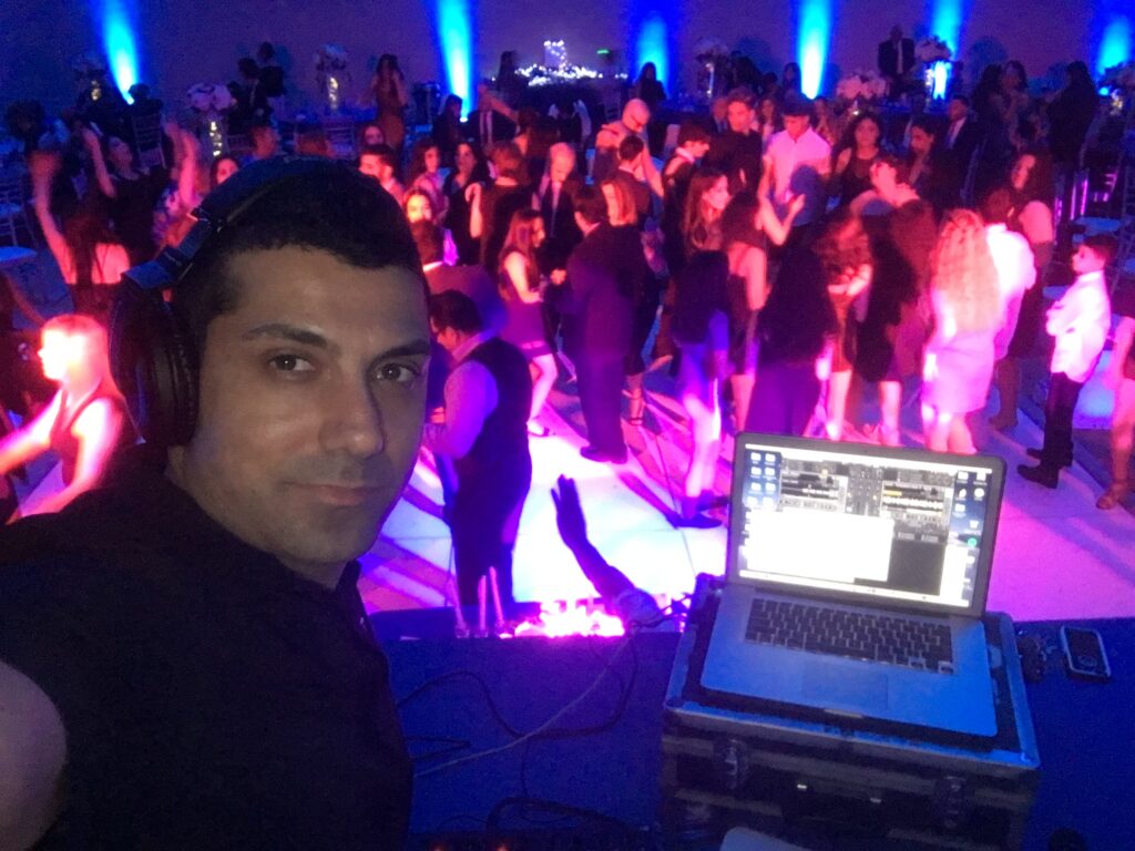 Israeli Wedding DJ, Israeli DJ, Jewish DJ, Jewish wedding DJ, Party DJ, Wedding DJ Los Angeles, Bar Mitzvah DJ, MC, EmCee Bar Mitzvah