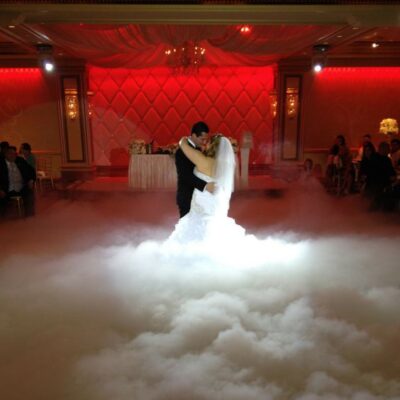 top 10 special effects cloud machine, low laying fog machine, 10 thing your wedding dj can do, cold sparks, low lying for machine