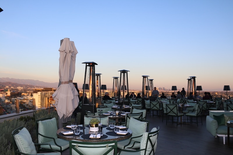 Waldorf Astoria Beverly Hills rooftop events, 20 best venues for corporate events In Los Angeles, business company party, holiday event, office party venues, company event venues Los Angeles